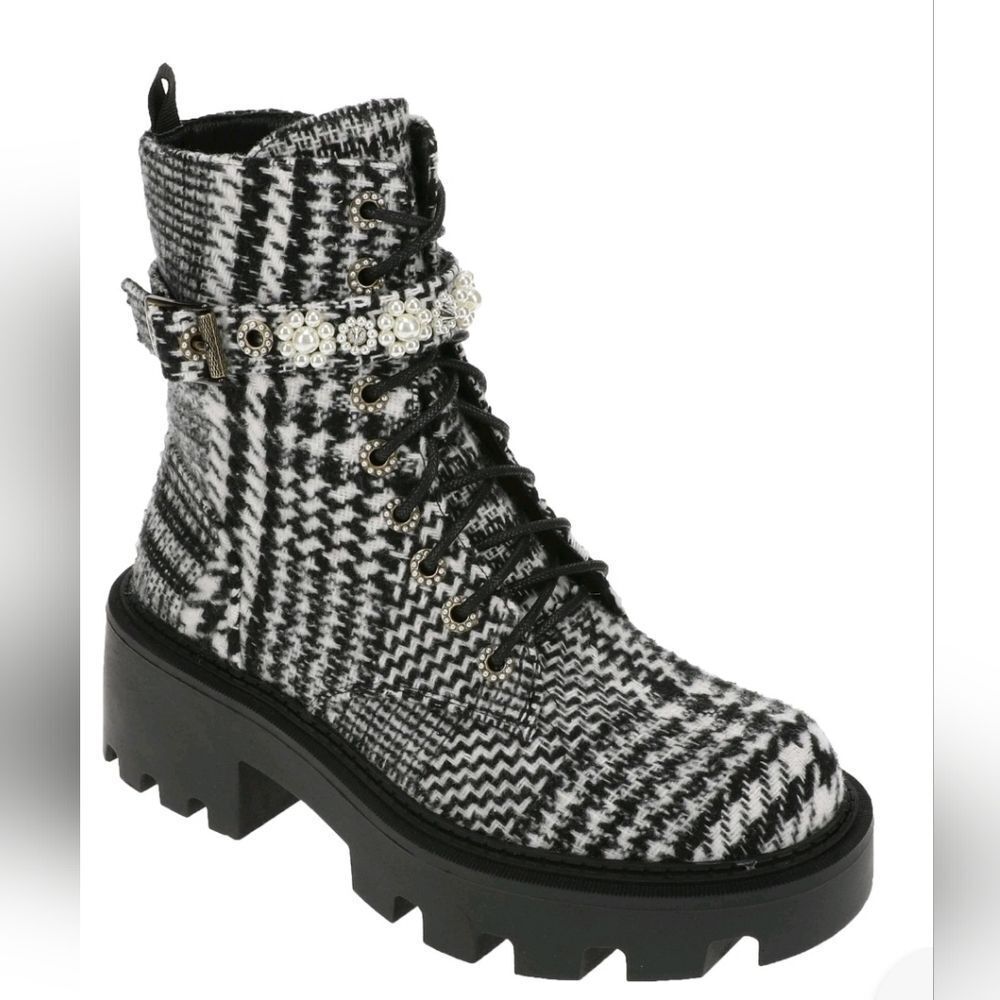 NEW Betsey Johnson Heather Houndstooth Lug Sole Combat Boot Size 6